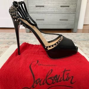 Christian Louboutin Patispiky Peep Toe Pump